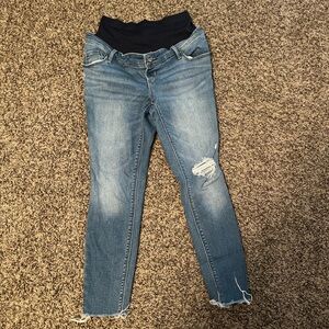 Old Navy Maternity Rockstar Jeans